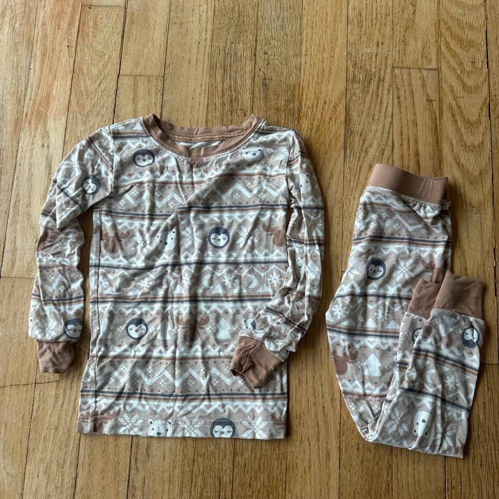 Little Sleepies Winter Wonderland Animals Neutral Pajamas 2T Long Sleeve/Pants